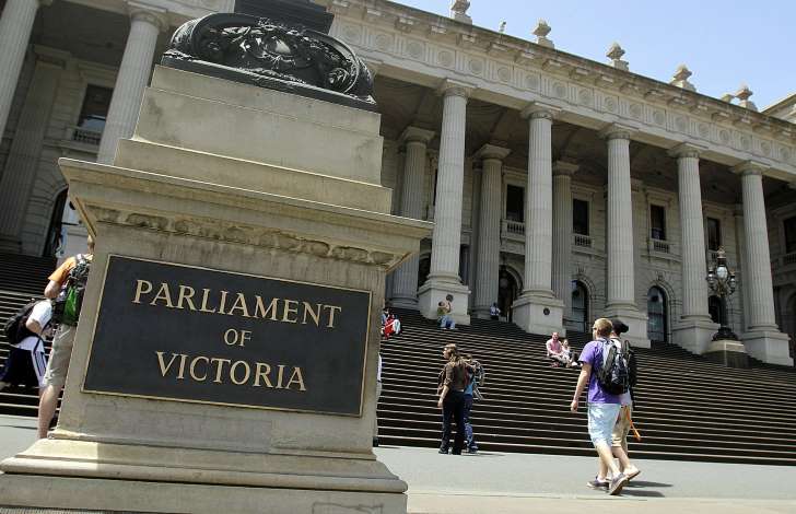 Australia: Sacked government adviser to tell court of MP porn ring run from Treasury Place offices