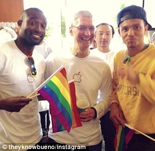 tim cook gay