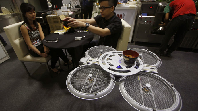 Flying robots to work as waiters in Singapore