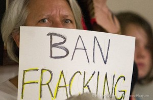 Texas Town Votes to Ban Fracking, Hit With Lawsuits 24 Hours Later