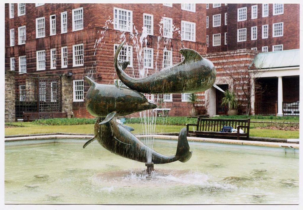 MPs and VIPs 'child abuse ring' at luxury flats near Parliament investigated by detectives