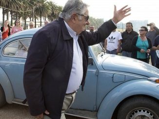 Uruguay's Jose Mujica gets $1m offer for his VW Beetle