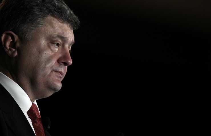 Poroshenko urges IMF to consider increasing financial aid for Ukraine
