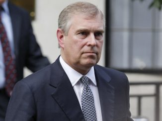 Did Prince Andrew's guards 'turn a blind eye' at Epsteins sex parties?