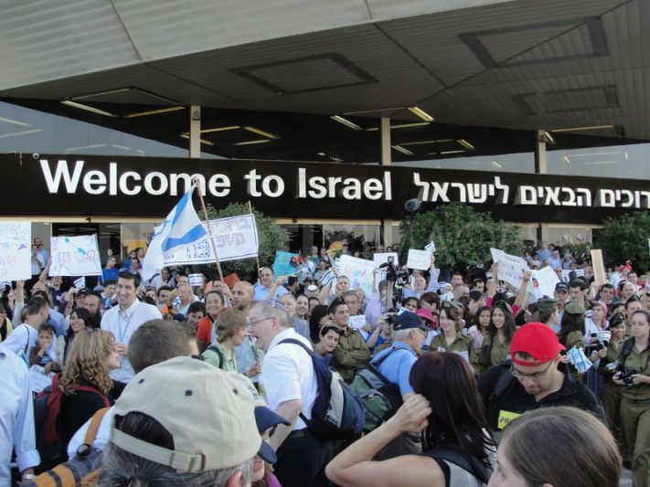 Israel to expand settlements to absorb French immigrants