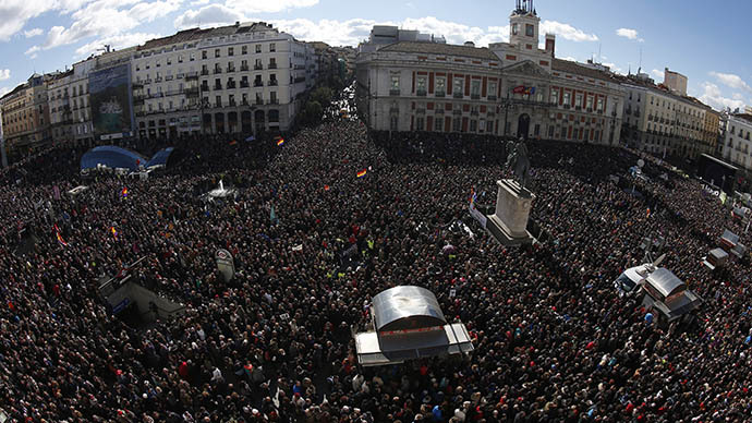 Thousands take part in Podemos' 'March for Change' in Spain