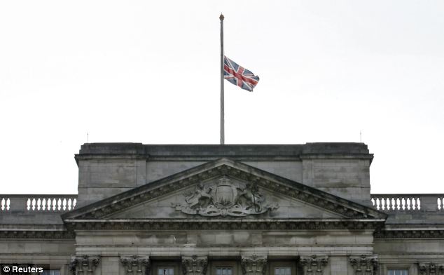 Cameron defends half-mast tribute to controversial Saudi King