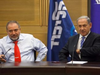 Israeli Diplomats Suspended Over 'Critical' Netanyahu Tweets