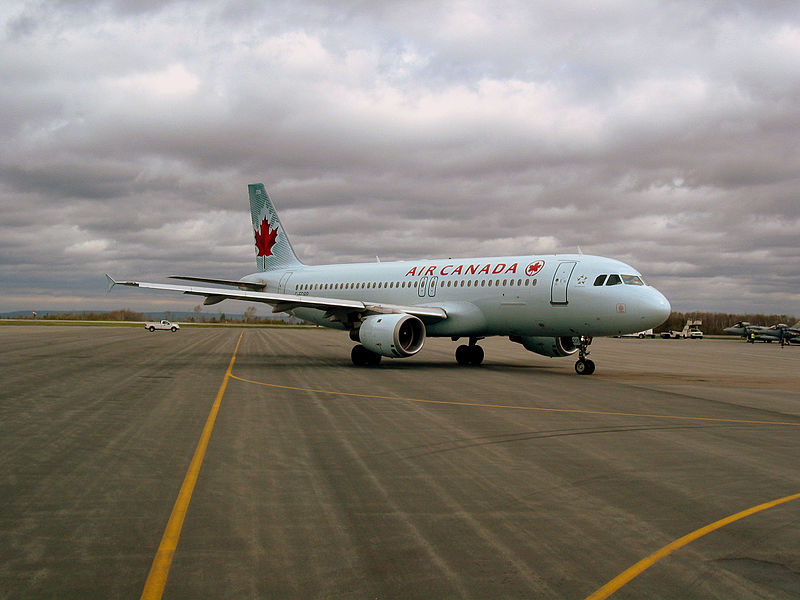 Air_Canada_Airbus_A320