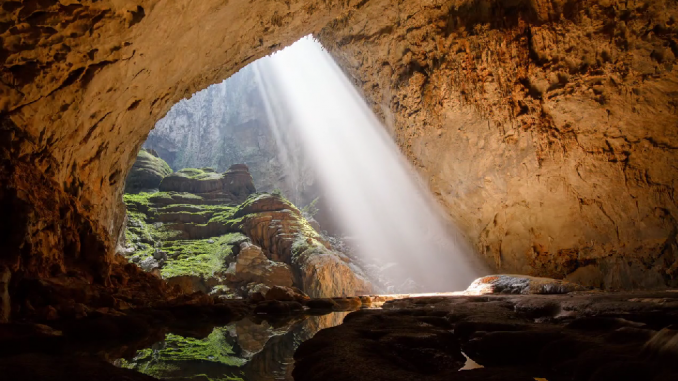 Hang Son Doong on Vimeo