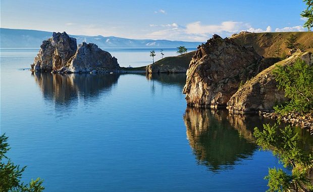 Lake Baikal In Siberia Suffers Alien Algae, Record Water-Level Drop