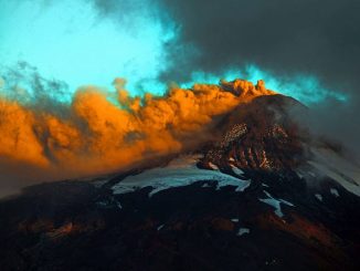 villarica volcano_Pucan Santiago Southern Chile