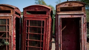 phone boxes_82522289_three