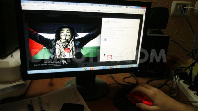 Hackers Hit Israeli Websites