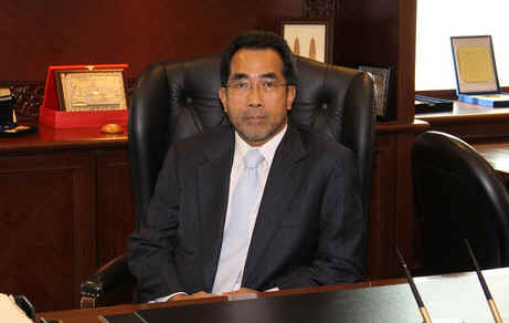 Helicopter Crash Kills Six Malaysian Government Officials