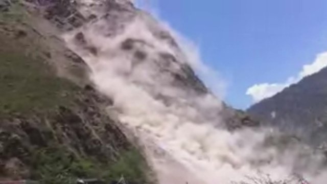Video: Nepal Earthquake Triggers Landslide Near China Border
