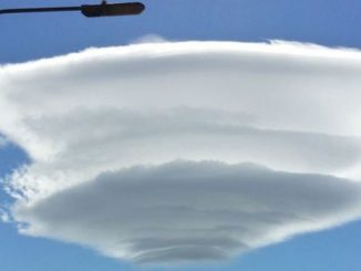 flying saucer clouds