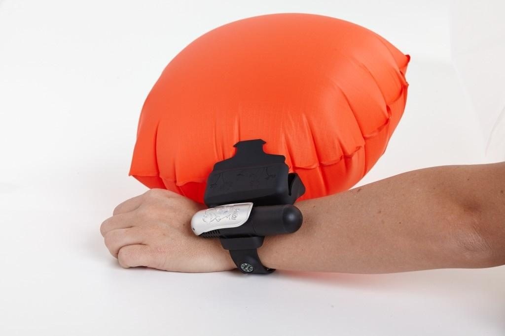 kingii stop drowning wrist device