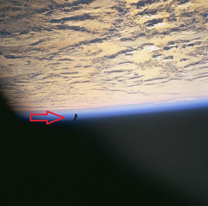  Black Knight satellite 