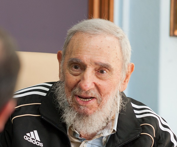 Fidel Castro demands millions from the US
