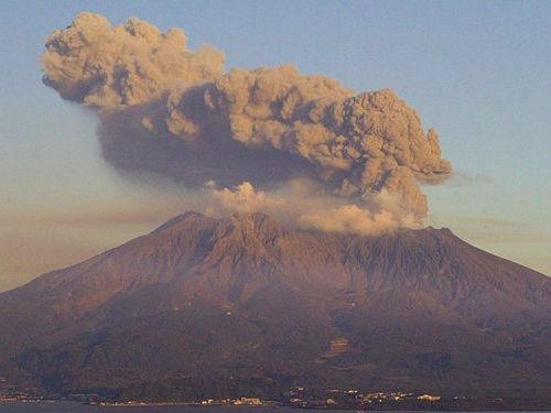 Japan nuclear plant on high alert as volcano eruption imminent