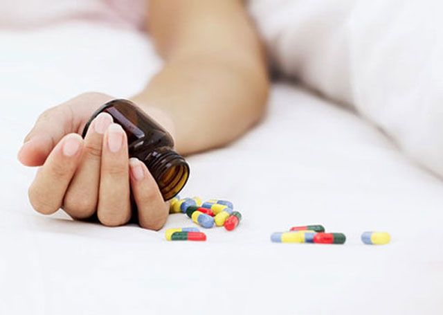 Study confirms a strong link between anti-depressant medication and suicide in teenagers