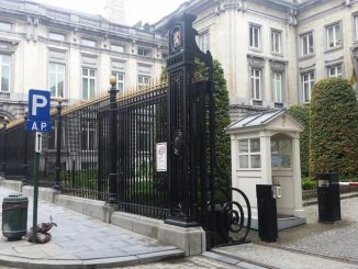 Brussels parliament building is evacuated due to bomb threat on 23rd September 2015