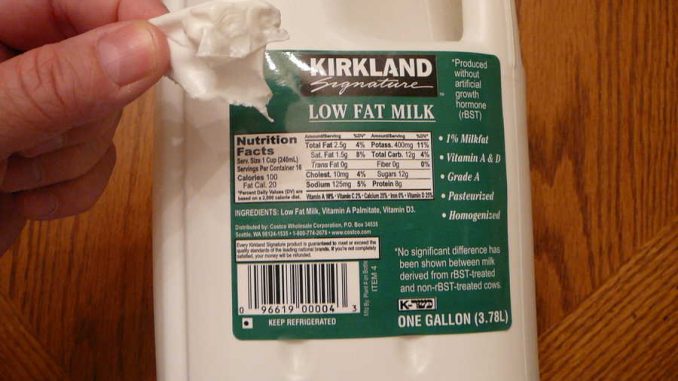 A scientist from Harvard University has warned the public to stop drinking low-fat milk