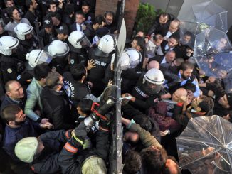Turkish riot police