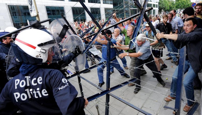 Civil war may be coming to Europe, warns a researcher