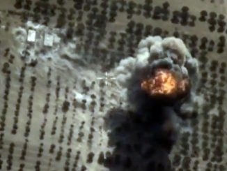 Russian fighter jets completely destroy ISIS oil tankers