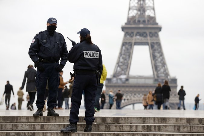 French Police To Be Equipped With Assault Rifles