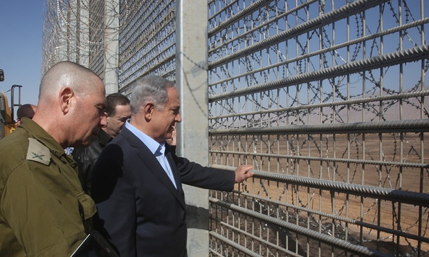 Netanyahu outlines plans to build a fence around Israel to keep out 'beasts'