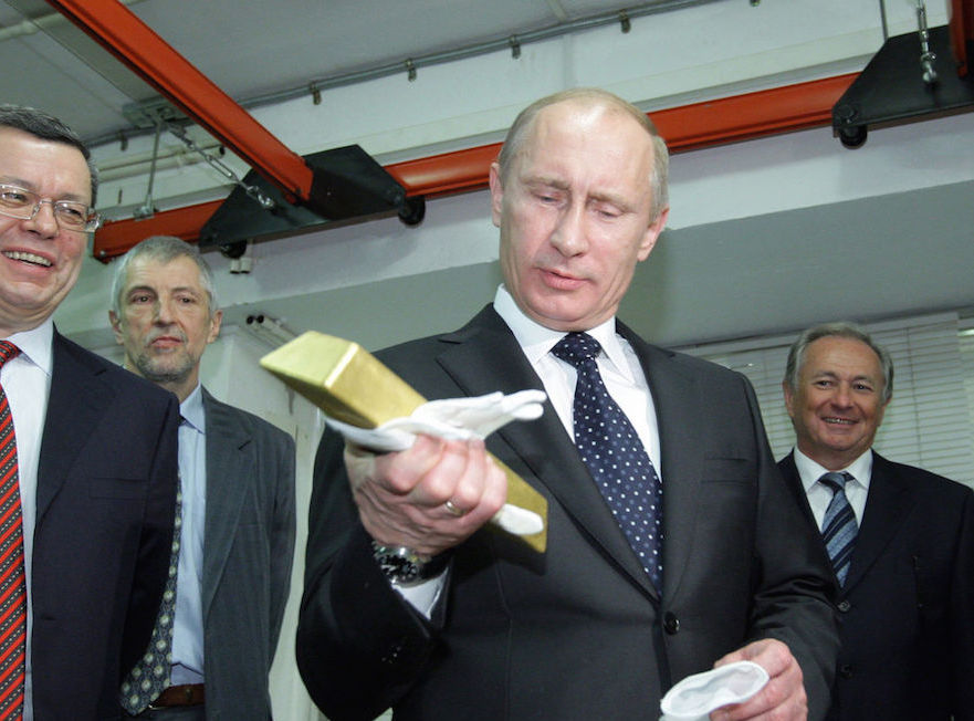 President Putin promises to NEVER stop the circulation of cold hard cash because he considers a cashless society to be a New World Order tactic to gain control over the public.