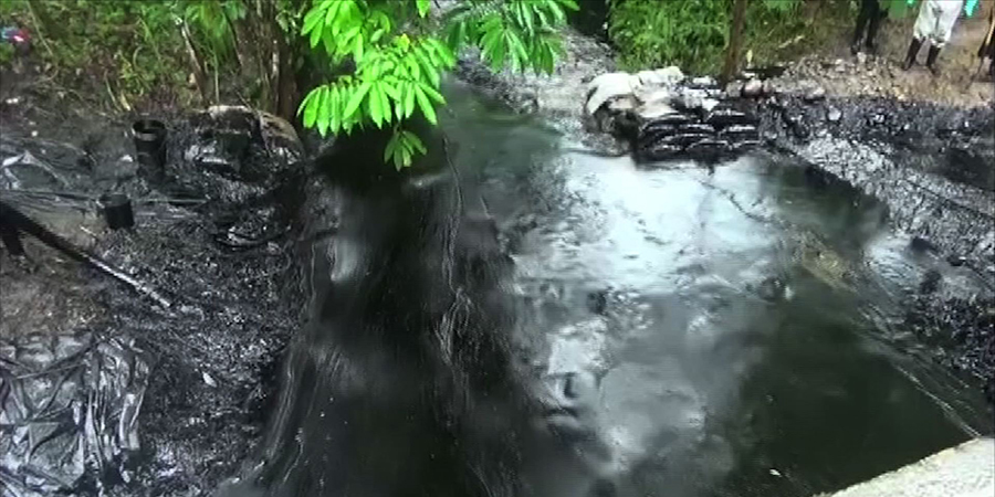 Oil Spills Contaminates 2 Rivers In Peruvian Amazon