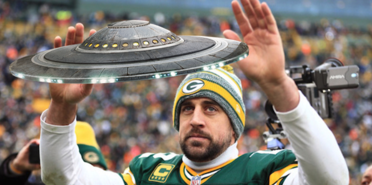 Aaron Rodgers claims to have witness a UFO in 2005