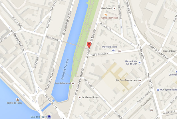 Shootout In Bastille Area Of Paris, Two Gunmen On Run