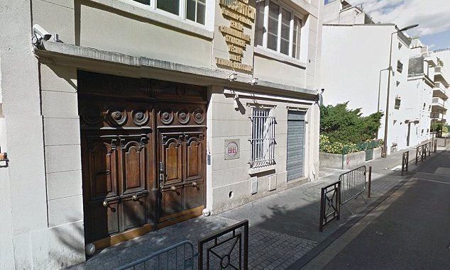 Jewish Man Arrested After Going To Synagogue Dressed As A Jihadist