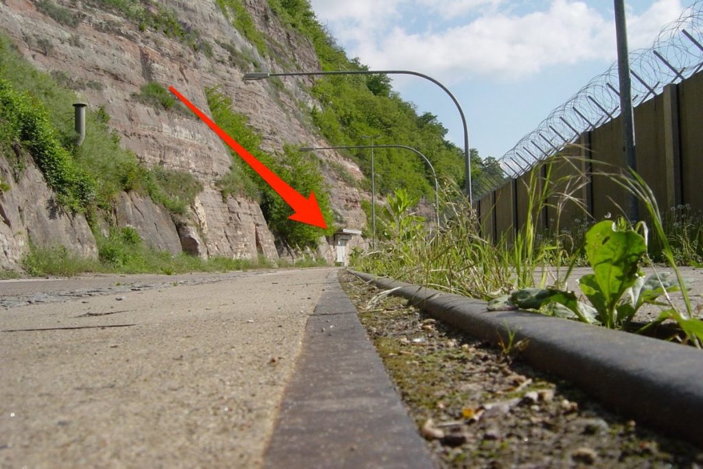 Mysterious company builds underground bomb-proof shelters for the elite as they evacuate en masse from populated areas