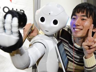 Japanese robot Pepper enrolls at high school