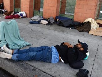 Life Expectancy Gap Widening Between Rich & Poor In US