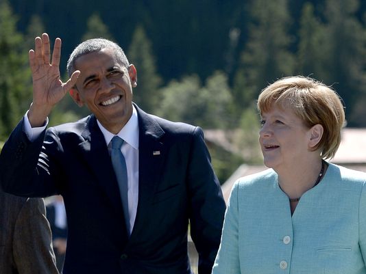 Germans Warned To 'Stay Away From Windows & Not To Wave At Obama'