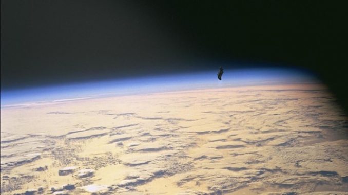 Scientists say an 'alien probe' will pass by the earth in 2017