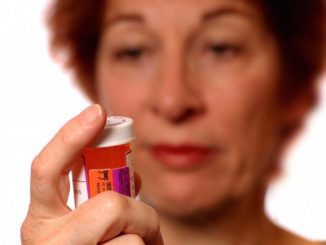 A new CDC report states that prescription painkillers are responsible for killing at least 40 American citizens every single day.