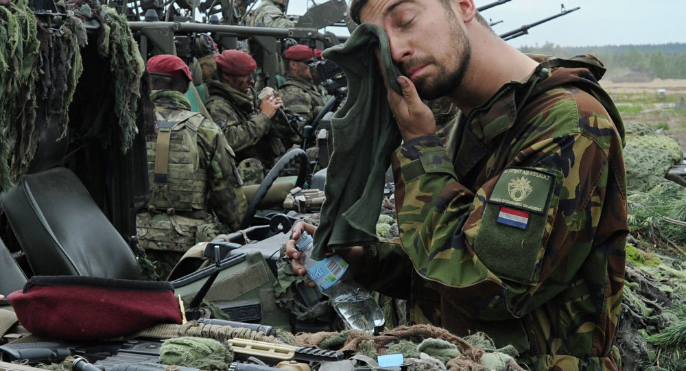 Poland send 35,000 soldiers to fight Russia