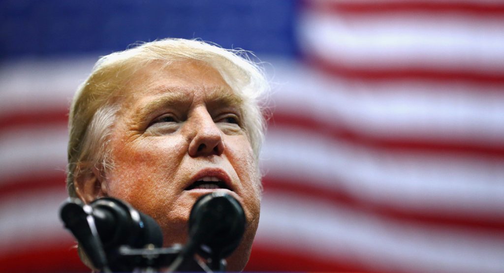 Trump accuses Obama of supporting ISIS