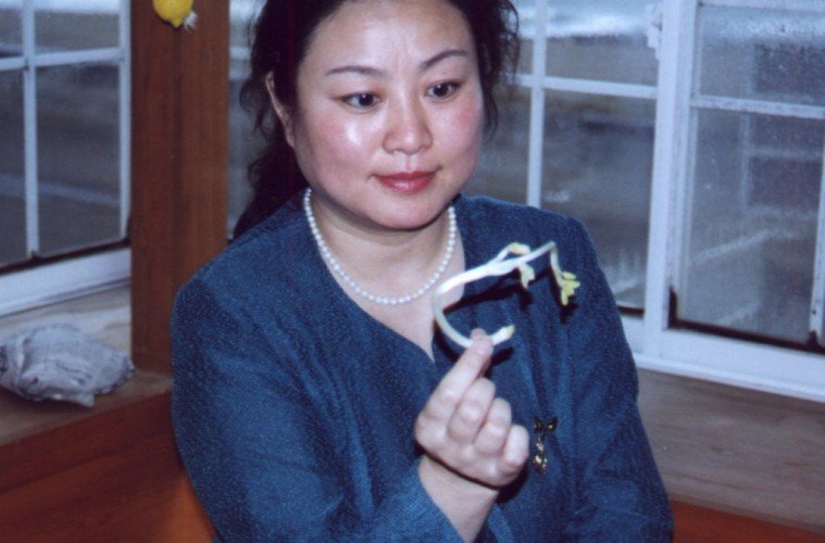 Chinese woman makes seeds grow using the psychic power of her mind
