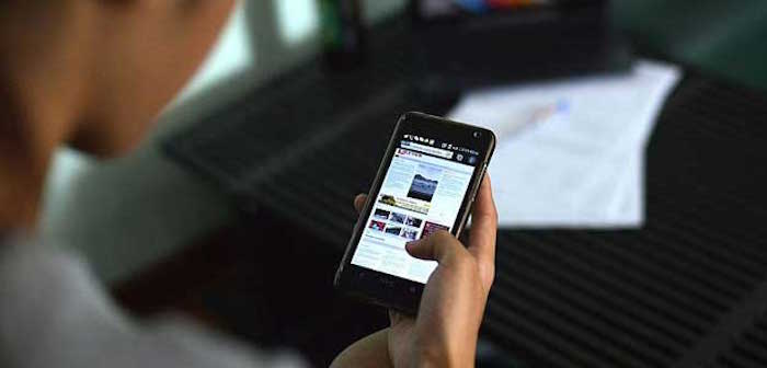 Hundreds of journalists receive anonymous threat via SMS in Iran