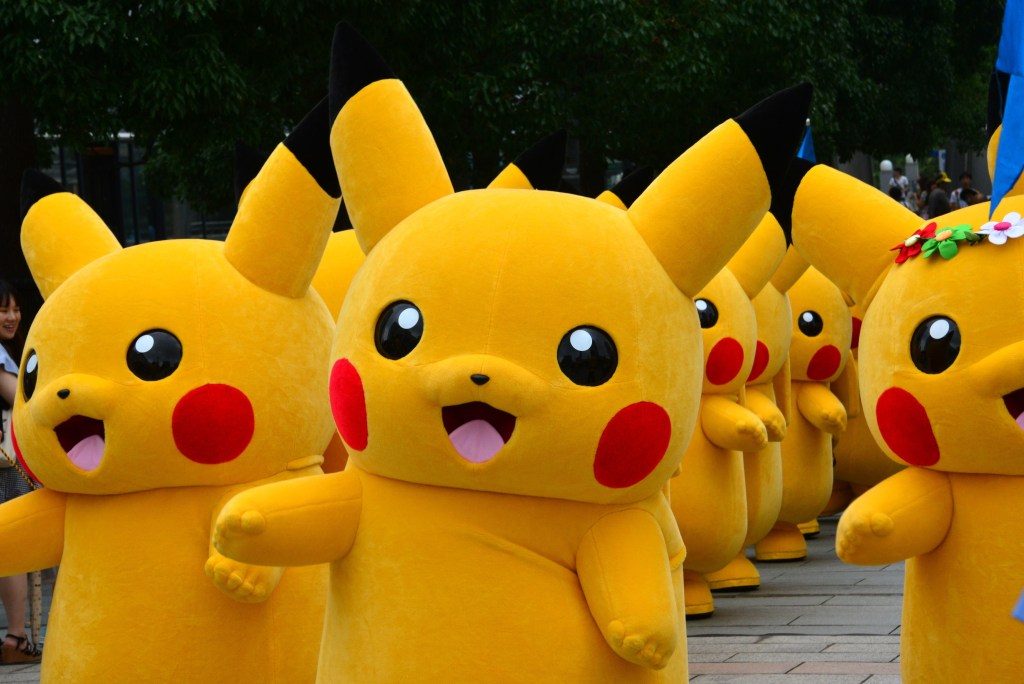 Oliver Stone says Pokemon GO is generating a 'robot society'