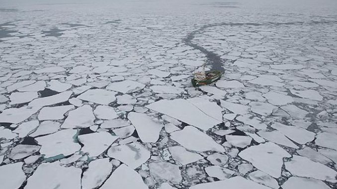Global warming expedition in its tracks due to arctic sea ice